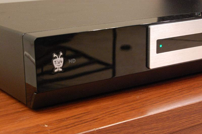 Illustration for article titled $300 TiVo HD Unboxed and Fondled (Verdict: Hell Yes!)